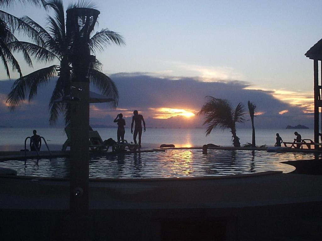 Friendly Resort & Spa Koh Phangan Exteriör bild