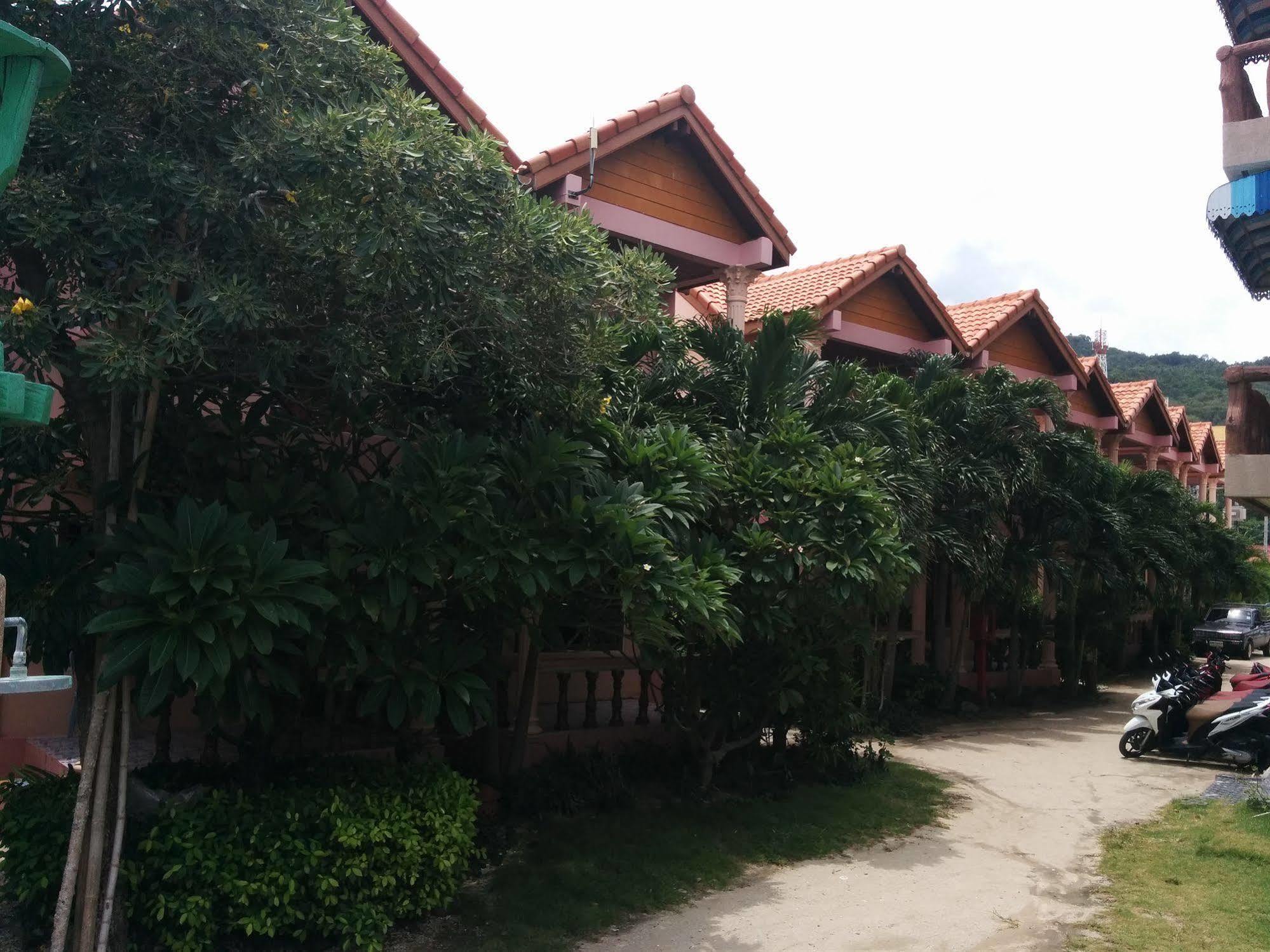 Friendly Resort & Spa Koh Phangan Exteriör bild